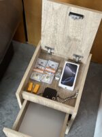 Вузька приліжкова тумба-сейф B34 з верхньою RFID-схованкою - Зображення 9